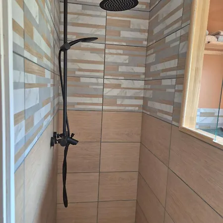 בית נופש Jolie Avec En Option *